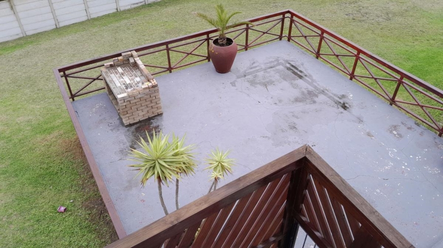 2 Bedroom Property for Sale in Dana Bay Western Cape